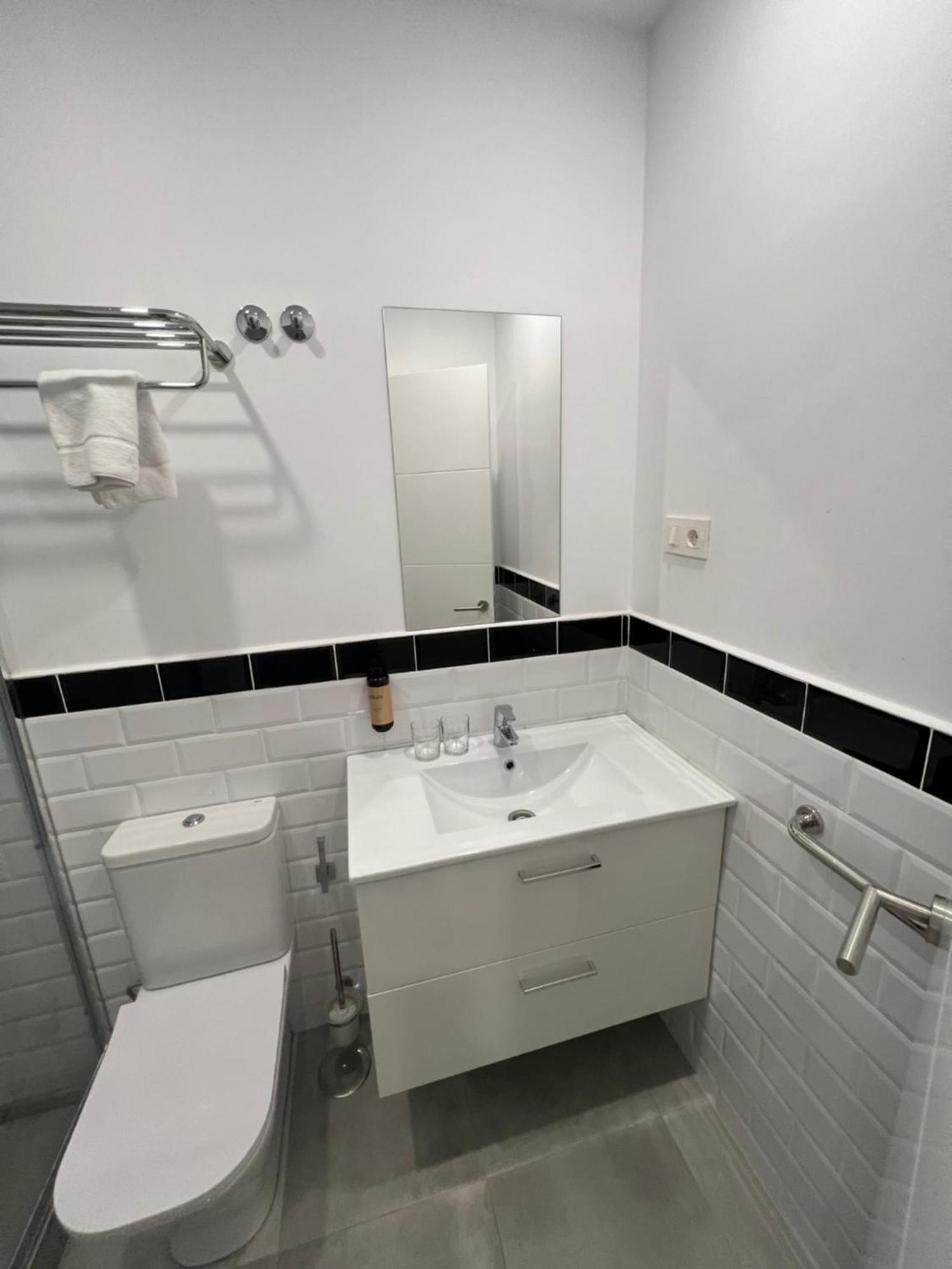 Hostal Galaico Madrid Eksteriør billede
