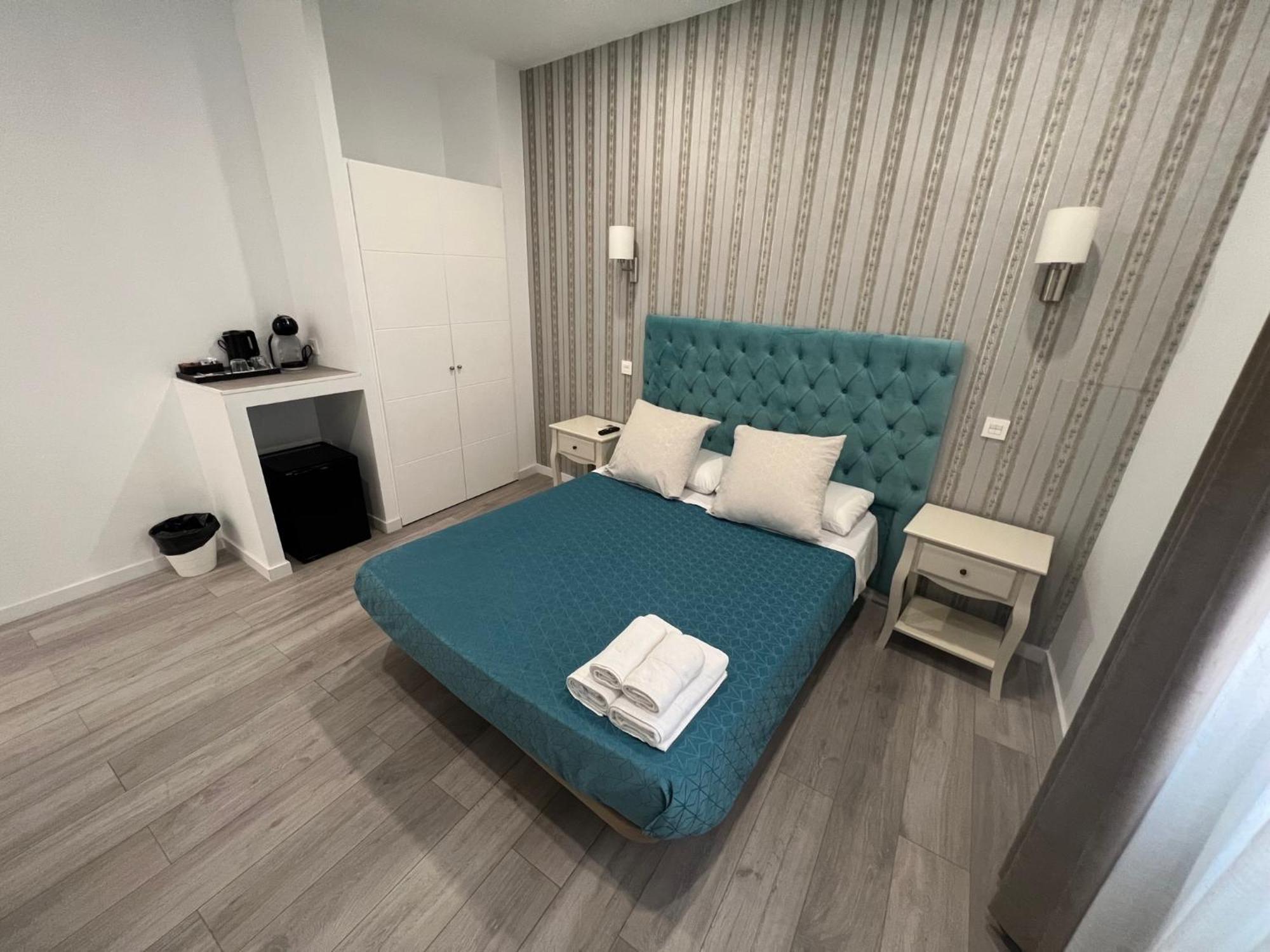 Hostal Galaico Madrid Eksteriør billede