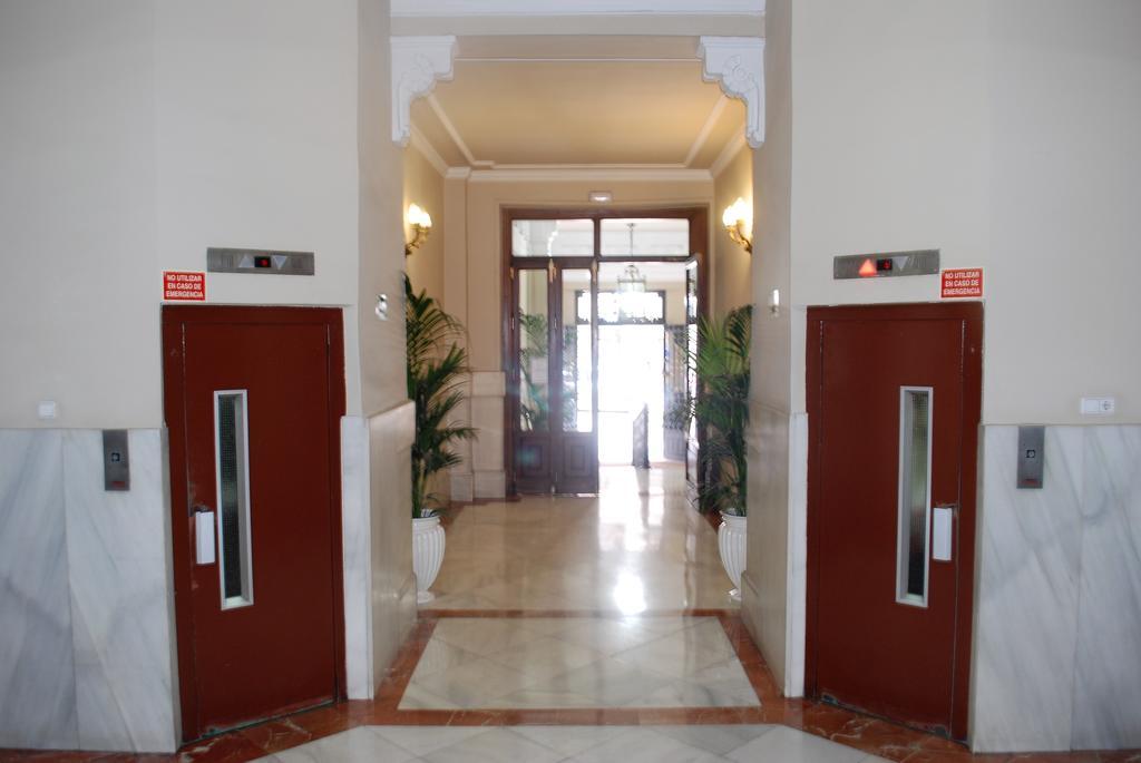 Hostal Galaico Madrid Eksteriør billede